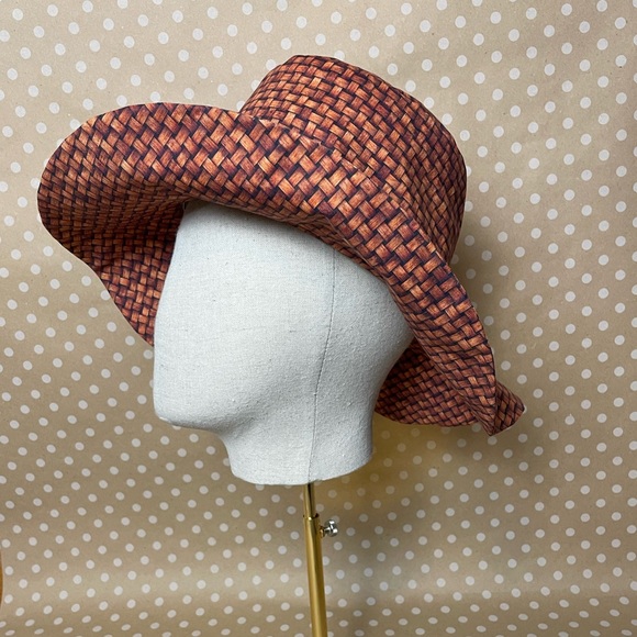 Handmade Cotton Bucket Hat - Picture 3 of 4